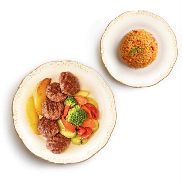 Köfte ve Haşlama Garnitür & Bulgur Pilavı